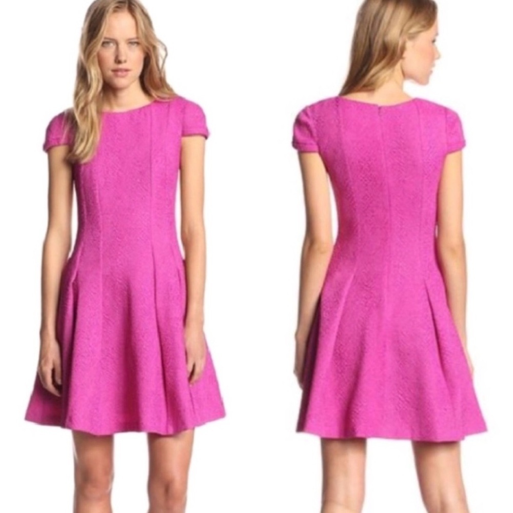 Yoana Baraschi Anthro fuschia texture knt fit n flare drss SZ 10 dopamine